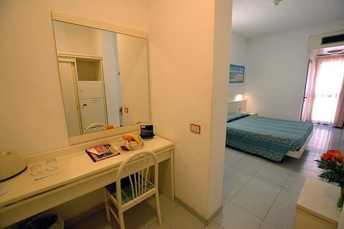 Hotel Crystal 포르토페라이오 외부 사진
